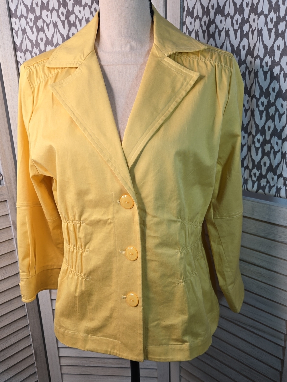 Joan Rivers Bright Yellow Button-Front Lightweight Jacket